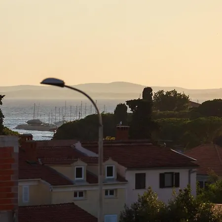 Terra Medius Appartamento Zara